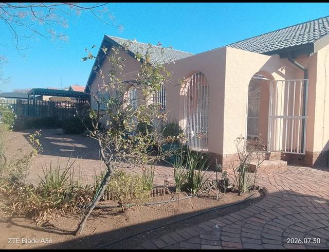 3 BEDROOM HOUSE FOR SALE IN RANDHART